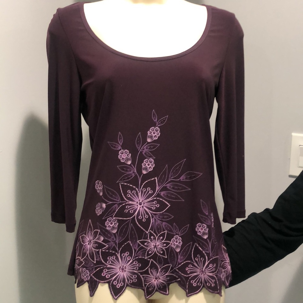 Beautiful purple Cache top -beaded floral design